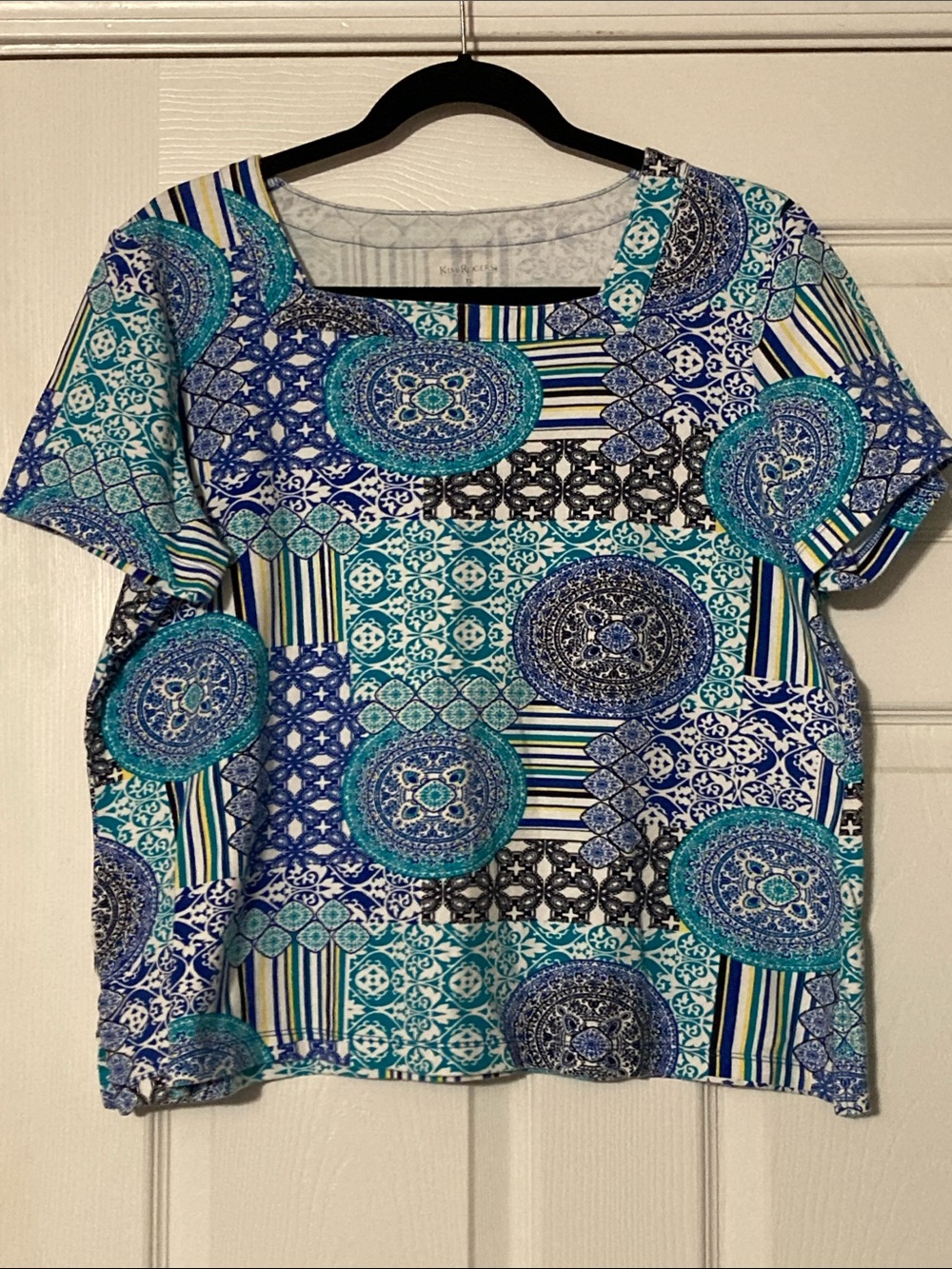Kim Rogers Blue Teal Patterned Short Sleeve Tee